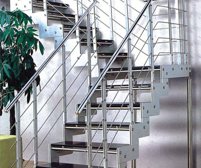 Лестницы из нержавеющей стали от ИнТехПром. Изготовление комплектующих ...